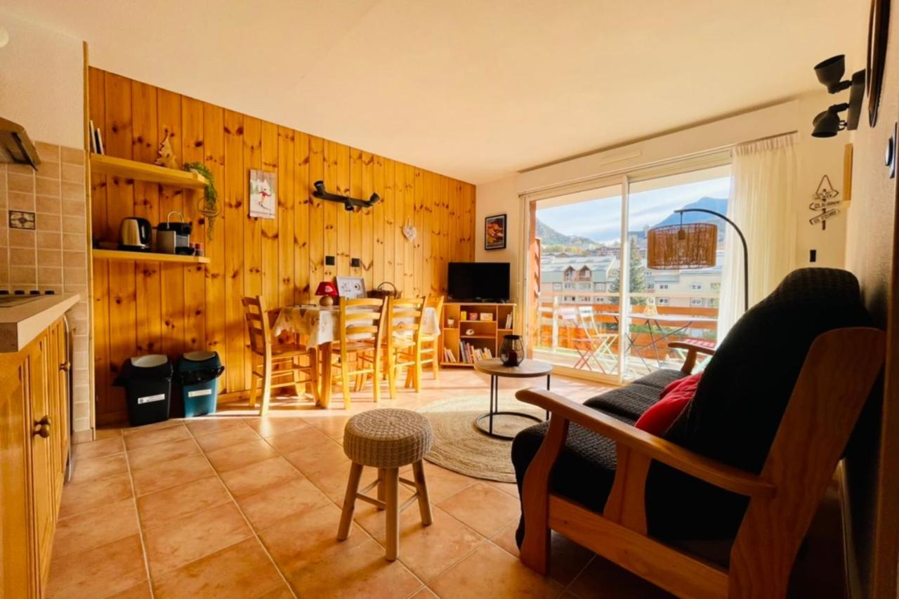 Flat Appartement 43 M With Balcony In Briancon Exteriör bild