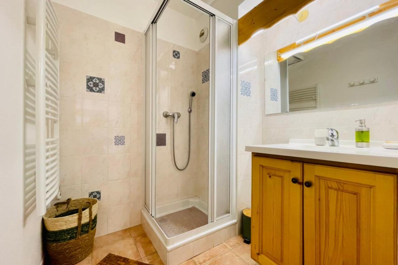 Flat Appartement 43 M With Balcony In Briancon Exteriör bild